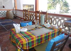 Southern Haven Guesthouse - Laborie - Balcony