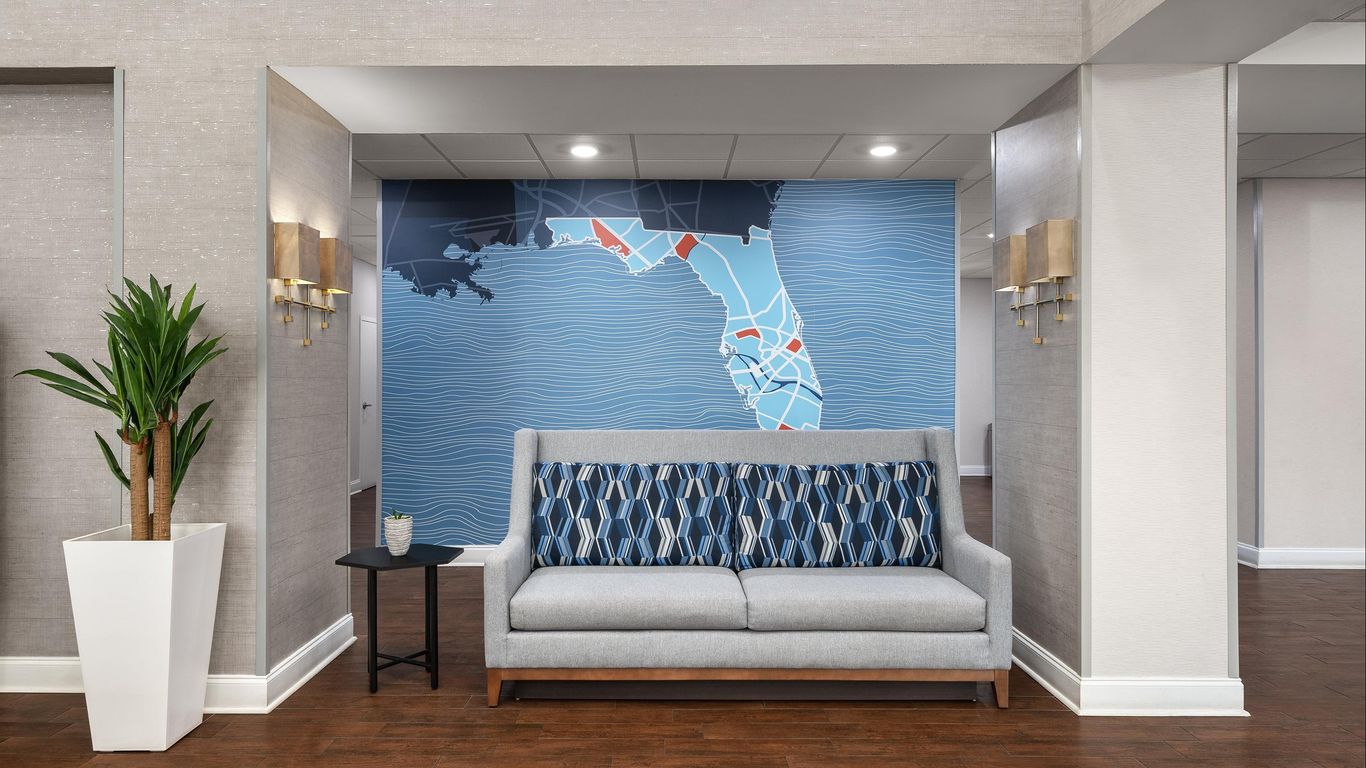 Holiday Inn Express & Suites Destin - Miramar Beach by IHG