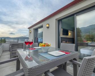 City Life Demir Hotel - Fethiye - Balkon