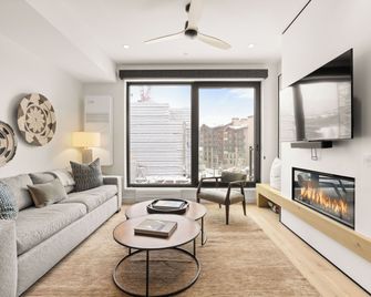 Electric Pass Lodge by Snowmass Vacation - Snowmass Village - Living room