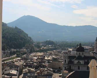 Stadtalm Naturfreundehaus - Salzburg - Balkon