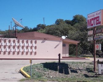 Holiday Host Motel - Sonora