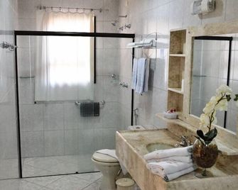 Hotel São Luiz - Águas de Lindóia - Bathroom
