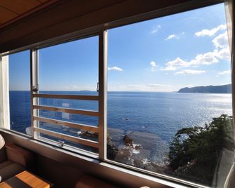 Hotel New Akao - Atami - Balcony