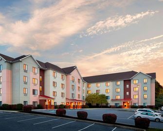 TownePlace Suites by Marriott Harrisburg Hershey - Harrisburg - Building