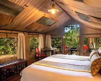 Ichingo Chobe River Lodge by Mantis - Impalila Island - Bedroom