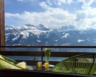 Hotel Gloria - Beatenberg - Balcony