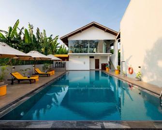 The Thinnai Suites - Jaffna - Pool