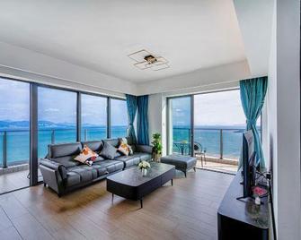Huizhou Xiao Jin Wan Hai Ge the Resort Apartments - Huizhou - Living room