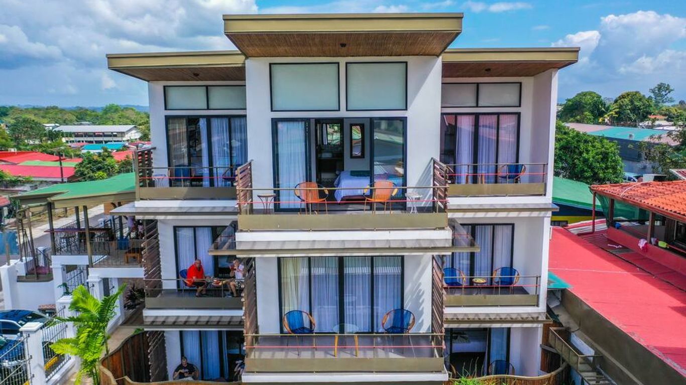 La Fortuna Lodge by Treebu Hotels