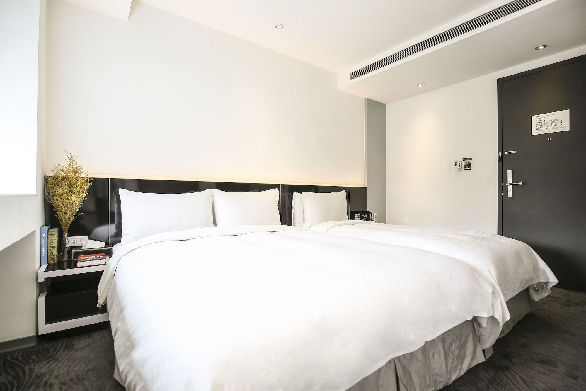 Cityinn Hotel Plus - Taichung Station Branch thumbnail 3