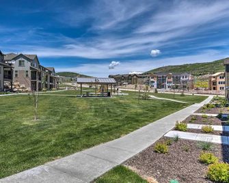New-Build Townhome about 6 Mi to Park City! - Heber City