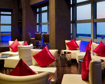 Sofitel Abu Dhabi Corniche - Abu Dhabi - Bar