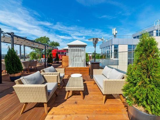 Red Stars Hotel - סנט פטרסבורג - מרפסת