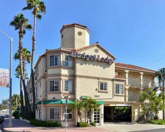 Americas Best Value Inn San Clemente Beach - San Clemente - Gebäude