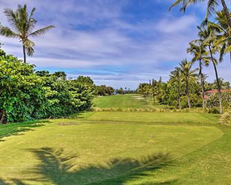 1 Mi to Beach Kailua-Kona Condo with Pool Access! - Kailua-Kona - Outdoors view