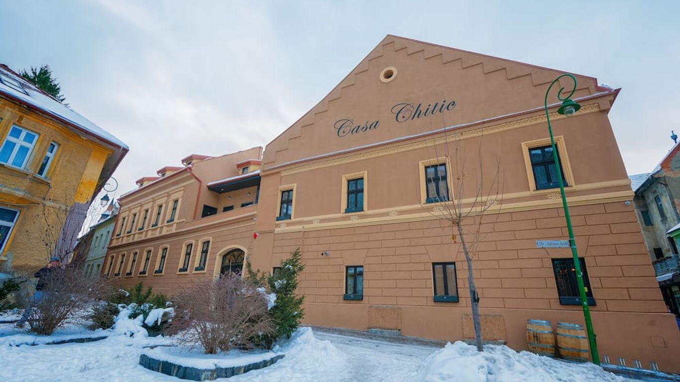 Hotel Boutique Casa Chitic -Hotel And Restaurant Str Johann Gott Nr7