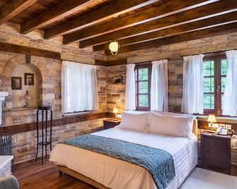 Gioraldi Art Hotel - Ano Pedina - Bedroom