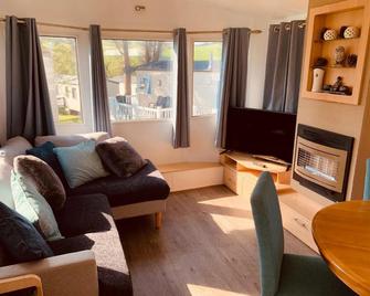 96 Newquay Bay Resort Pet friendly - Porth - Living room