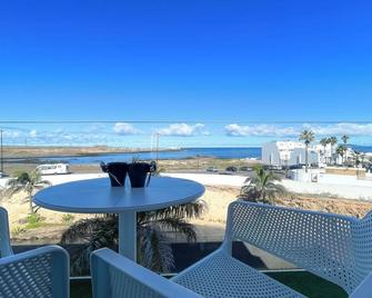 Surfing Colors - Corralejo - Balcony