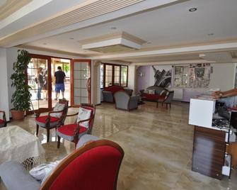 Ozbay Hotel - Pamukkale - Lobby