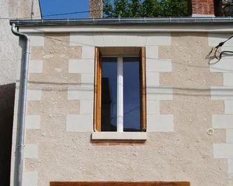 Gite ' Le Troglo des 3 Châteaux ' - Amboise - Edifício