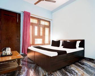 Spot On New Diamond Guest House - Rudrapur - Bedroom