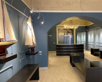 Residenze Romano Ristorante & Spa - albergo diffuso - RED - Foggia - Rezeption