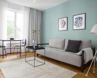 شقق أوغوست ذا بوردينغهاوس - هامبورغ - غرفة معيشة