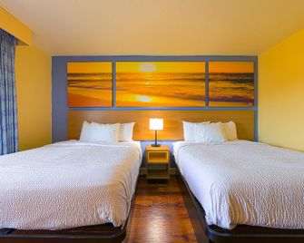 Coastal Inn By OYO Lincoln City - Oregon Coast Hwy - Lincoln City - Bedroom