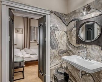 Palac Mala Wies - Grójec - Baño