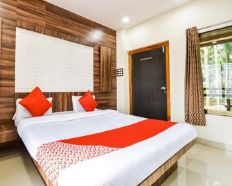 Nature Harmony Resort - Chiplūn - Bedroom