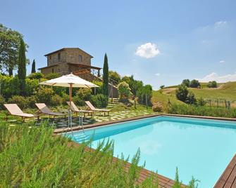 Castelmuzio - Castelmuzio - Piscina