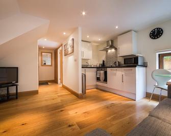 Ashbrook Lets Apartments - Didcot - Kitchen