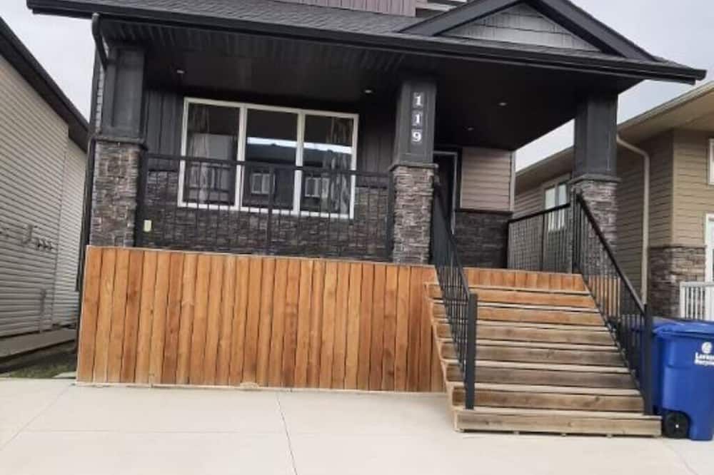 Pineorange Home - Saskatoon - Gebäude