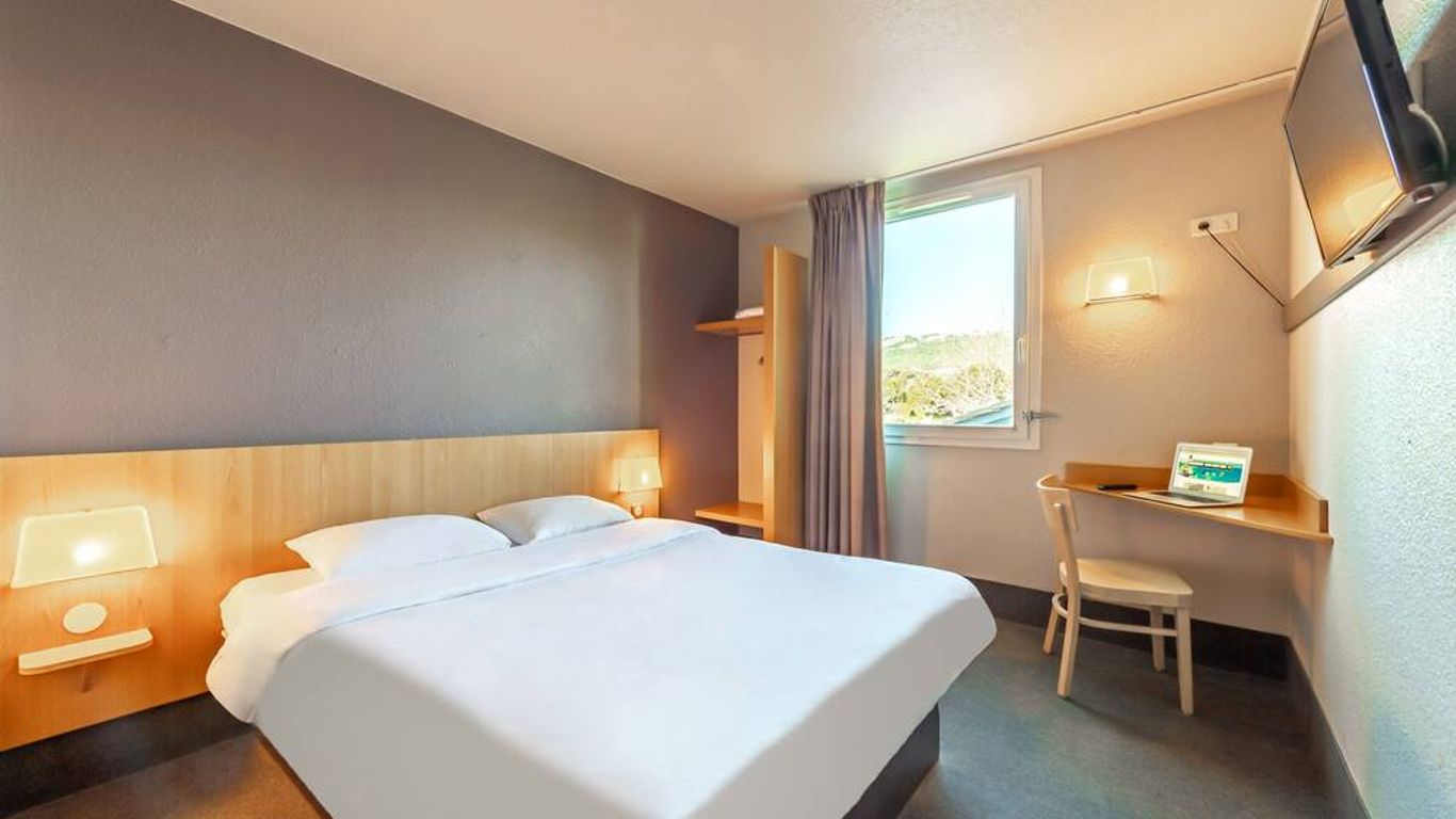 بي آند بي هوتل تولون أوليول