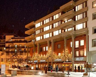 هوزر هوتل سانت موريتز - سانت موريتز - مبنى