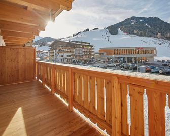 Hotel Hubertushof - Hinterglemm - Balcony