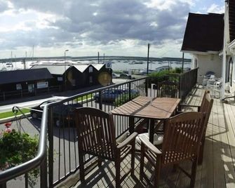 The Victory at Mersea - Colchester - Varanda