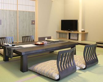 Unohana Onsen Hagien - Nagai - Essbereich