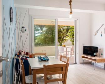 Luxury Villa Urania with pool - Stella del Mare Fontanebianche - Fontane Bianche - Comedor