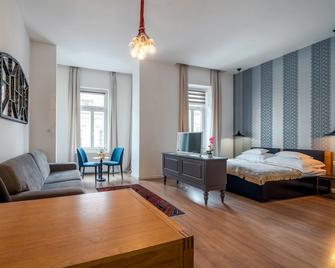 Baross Boutique Apartman Urban Rooms - Győr - Pokój dzienny