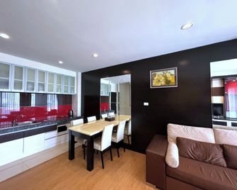 The Sunreno Hotel Bangkok - בנגקוק