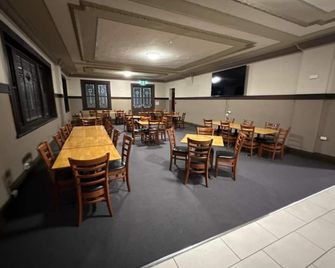 Eatons Hotel - Muswellbrook - Restaurant
