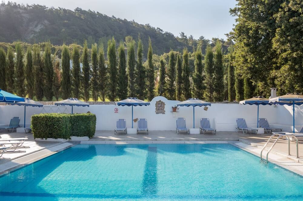 ناتالي هوتل