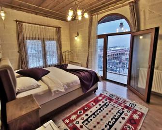 Cave Konak Hotel - Special Category - נבשאיר - חדר שינה