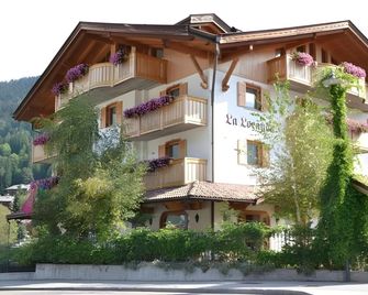 Hotel La Locanda - Pinzolo - Gebäude