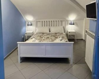 Chalet by the Sea - Catanzaro - Chambre