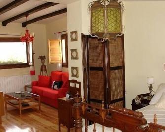Casa rural Villa Parchis - Mahora - Sala de estar