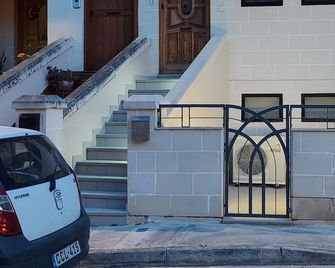 Gizimina Apartment in Marsascala Malta few minutes away to the beach - Marsaskala - Bâtiment